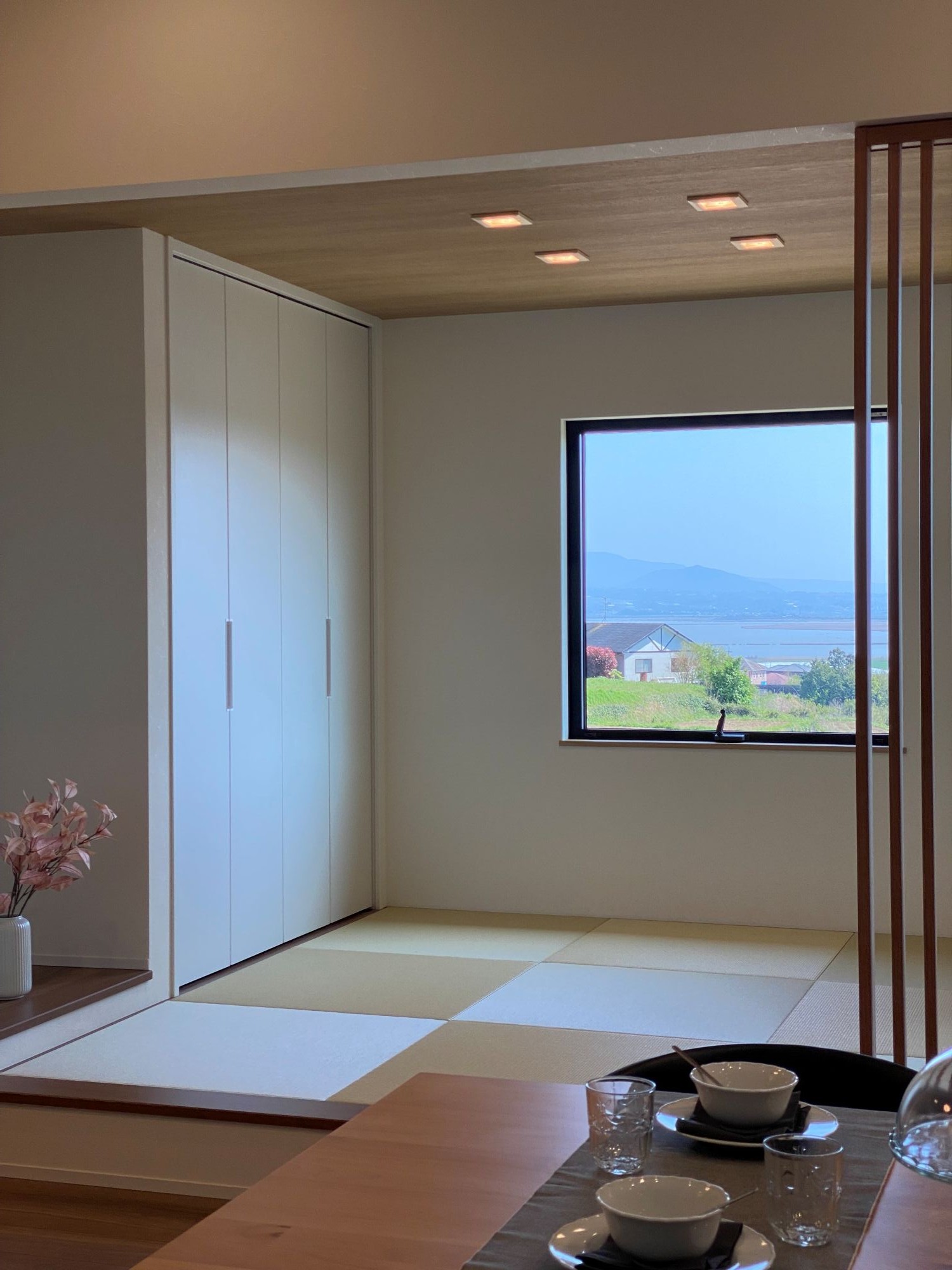 諫早市／3世代くらしを楽しむ。空を望む高台の平屋