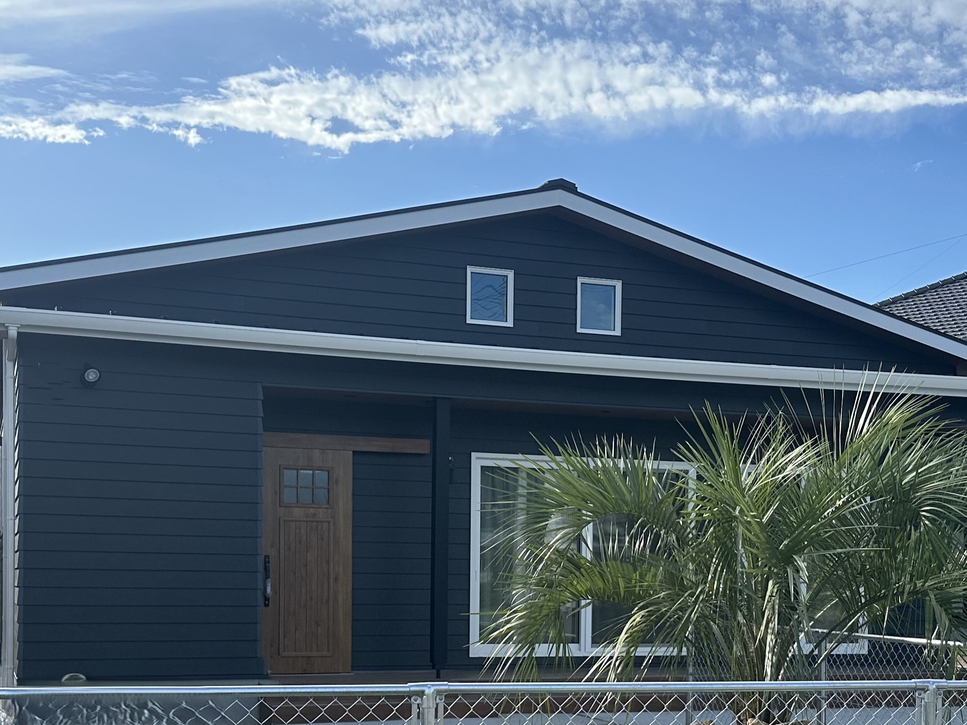 大村市小路口町／カバードポーチのある平屋-サーファーズハウス